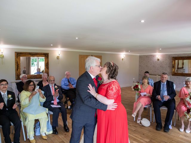 Paul and Diane&apos;s Wedding in East Grinstead, West Sussex 8