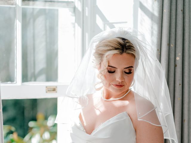 Daniel and Keyleigh's Wedding in Gloucester, Gloucestershire 9