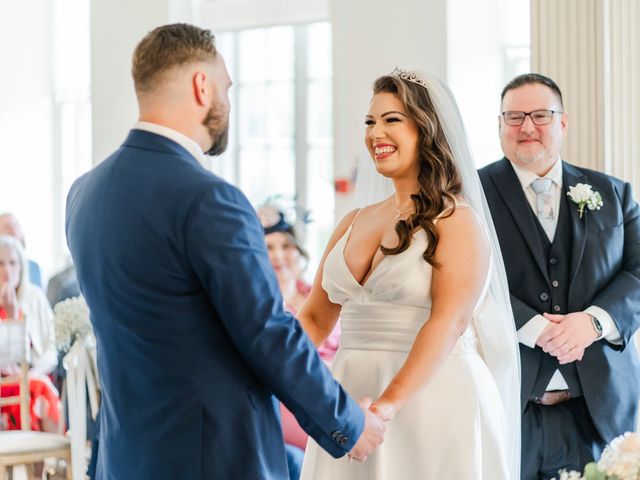Sam and Danielle&apos;s Wedding in Stansted Mountfitchet, Essex 18