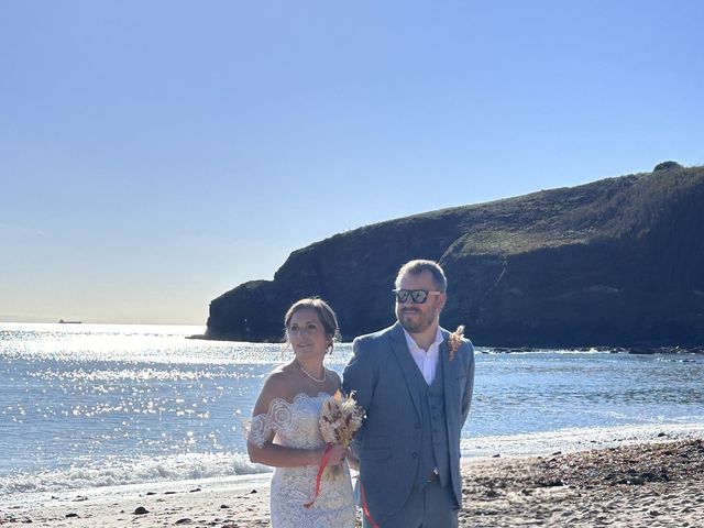 Rick and Harriet's Wedding in Helston, Cornwall 30