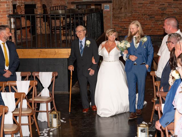 Mark and Joanne&apos;s Wedding in Isley Walton, Derbyshire 2