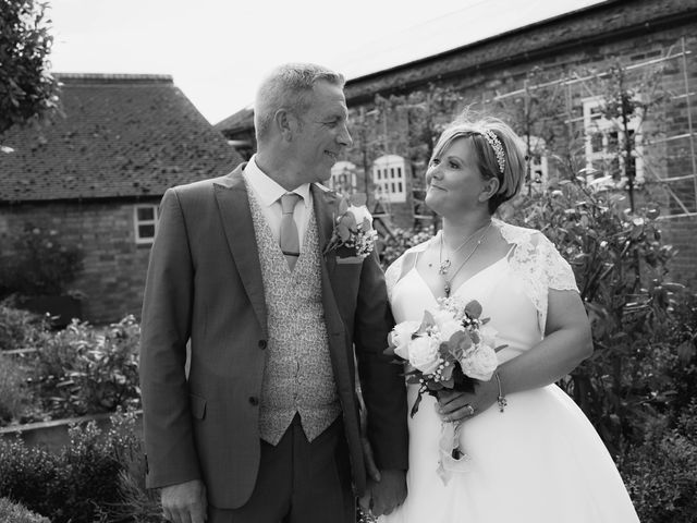 Mark and Joanne&apos;s Wedding in Isley Walton, Derbyshire 10