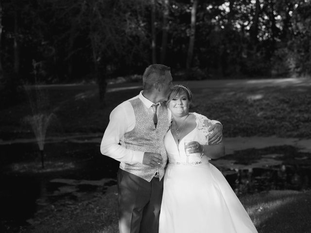 Mark and Joanne&apos;s Wedding in Isley Walton, Derbyshire 13