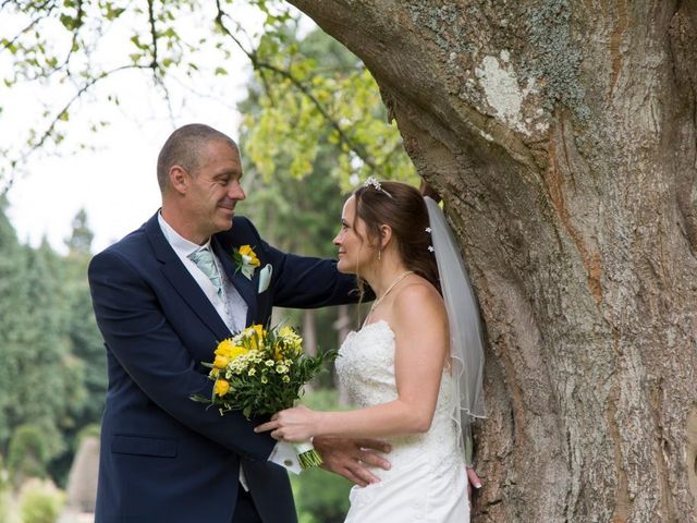 Stephen and Amy&apos;s Wedding in Stanford, Norfolk 9