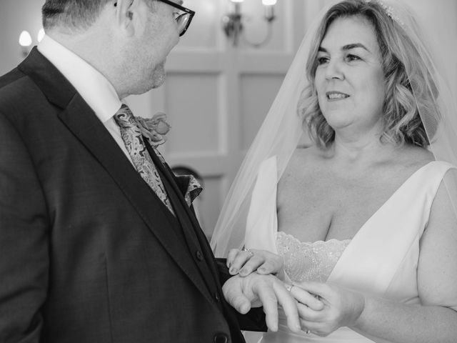 Darren and Louisa&apos;s Wedding in East Grinstead, West Sussex 15