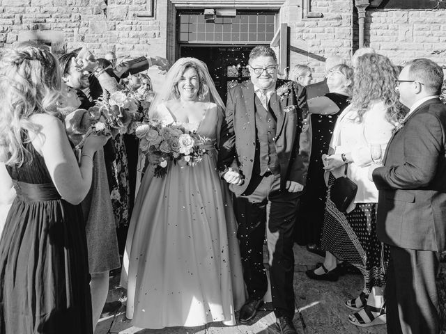 Darren and Louisa&apos;s Wedding in East Grinstead, West Sussex 22