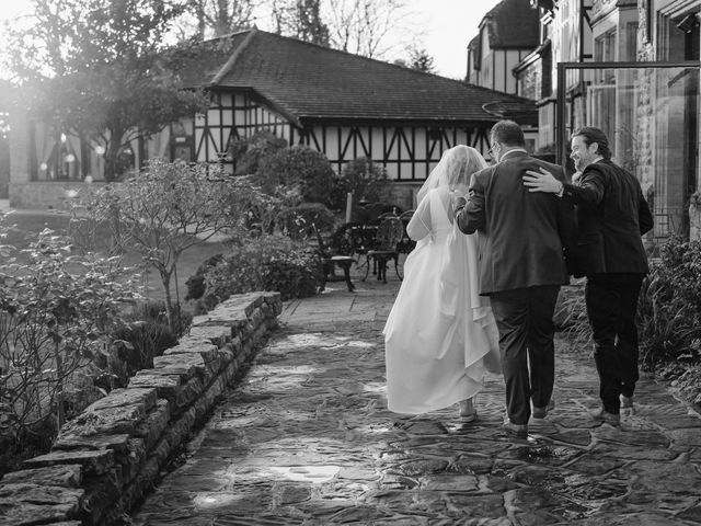 Darren and Louisa&apos;s Wedding in East Grinstead, West Sussex 29