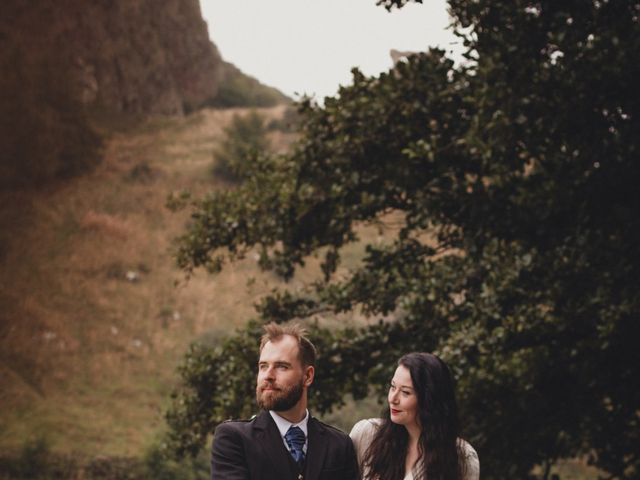 Lisa and Mat&apos;s Wedding in Midlothian , Lothian &amp; Borders 28