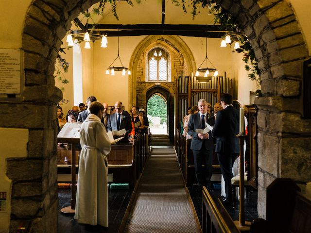 Amy and Jack&apos;s Wedding in Much Marcle, Herefordshire 9