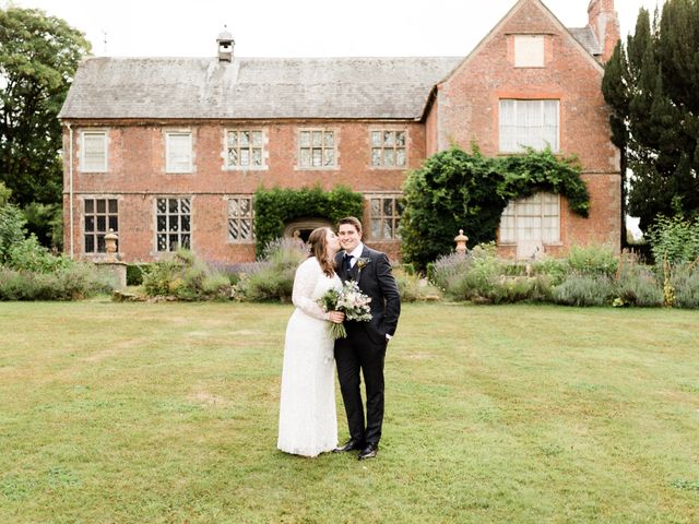 Amy and Jack&apos;s Wedding in Much Marcle, Herefordshire 28