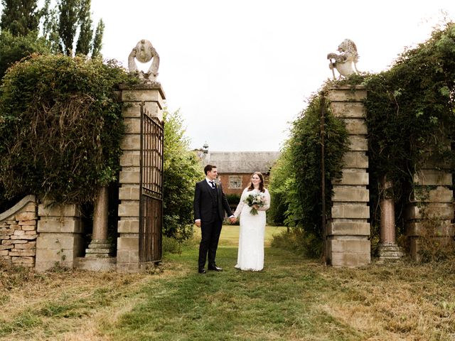 Amy and Jack&apos;s Wedding in Much Marcle, Herefordshire 30