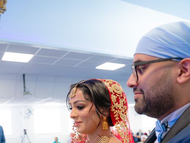 Chris and Kiran&apos;s Wedding in Cassington, Oxfordshire 52