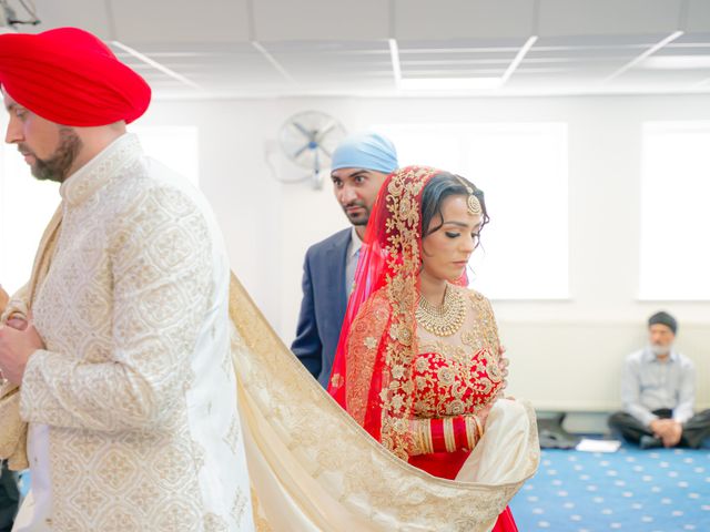 Chris and Kiran&apos;s Wedding in Cassington, Oxfordshire 55