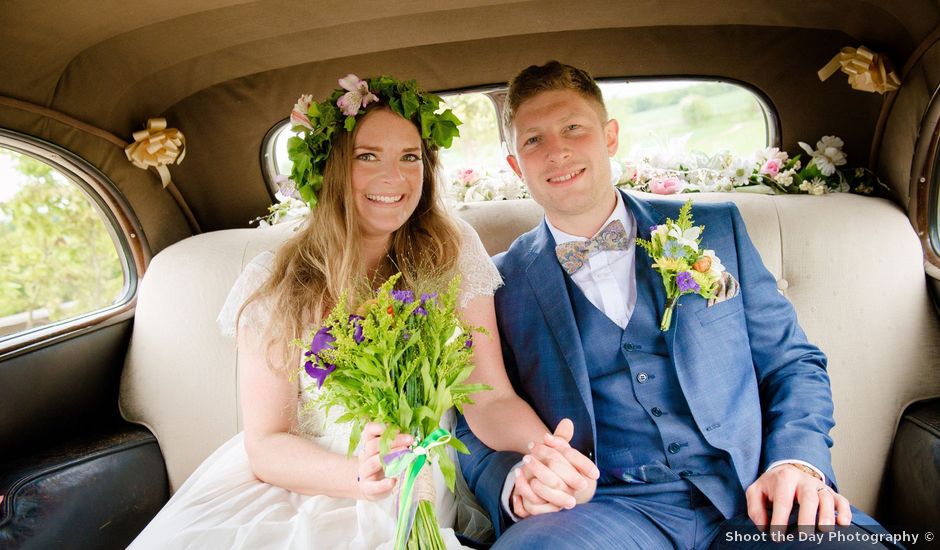 Matt and Carly's Wedding in Cirencester, Gloucestershire