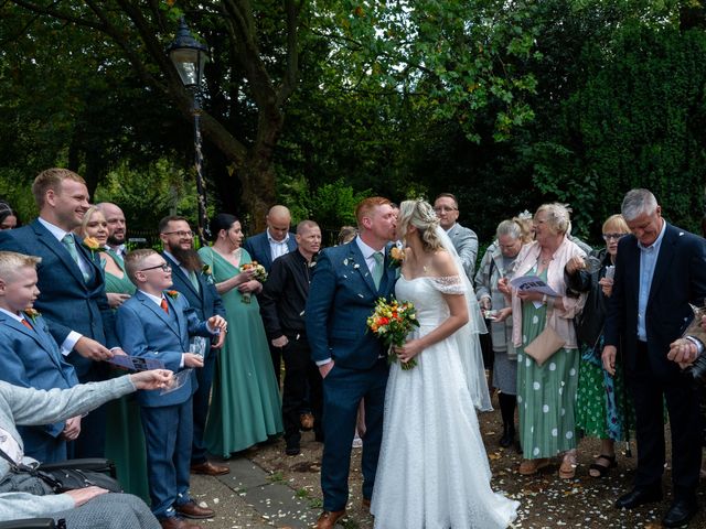 Kiel and Nicola&apos;s Wedding in Leicester, Leicestershire 17