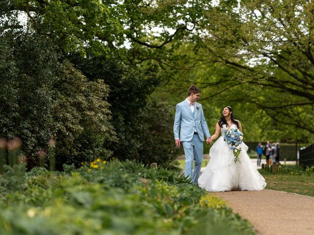 Stephen and Ayeasha&apos;s Wedding in Richmond-upon-Thames, Surrey 1