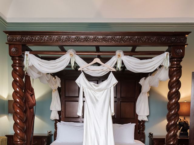 Jason and Lucy's Wedding in Chesterfield, Derbyshire 4