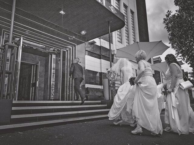 Lee and Savannah&apos;s Wedding in Doncaster, South Yorkshire 4