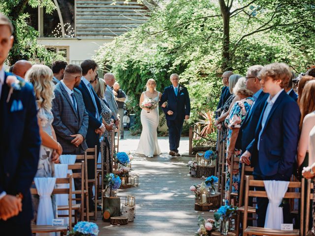 Jay ORRISS and Kirsty ORRISS&apos;s Wedding in Yateley, Hampshire 20