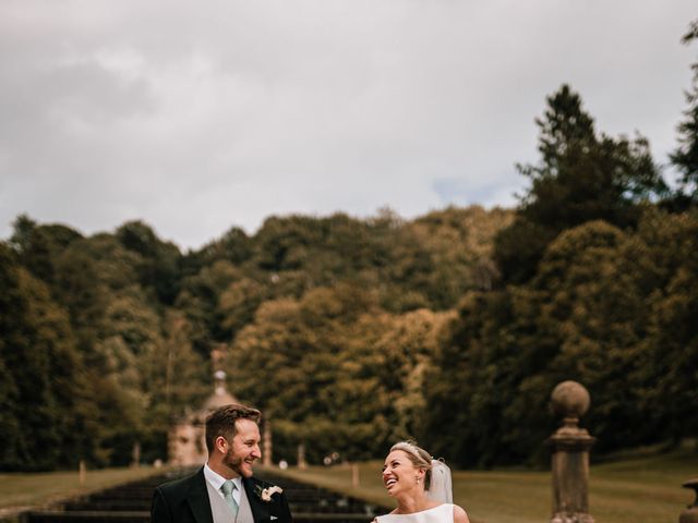 Luke and Olivia&apos;s Wedding in Chatsworth, Derbyshire 19