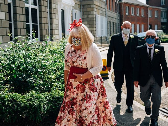 Joe and Harriet's Wedding in Twickenham, Middlesex 9