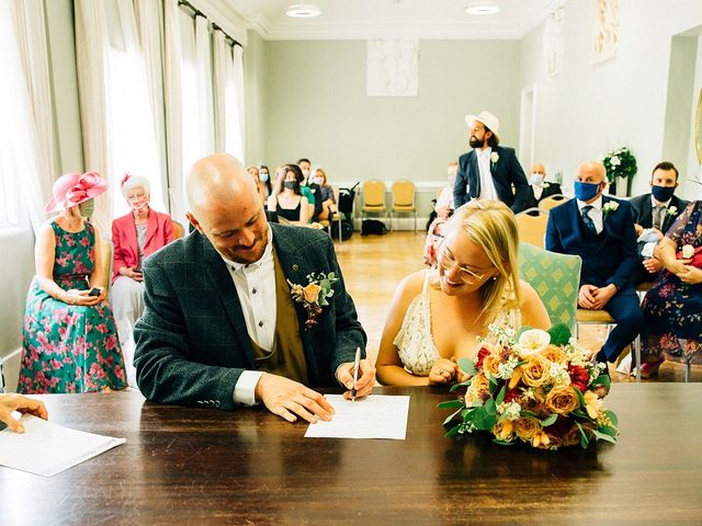 Joe and Harriet's Wedding in Twickenham, Middlesex 23