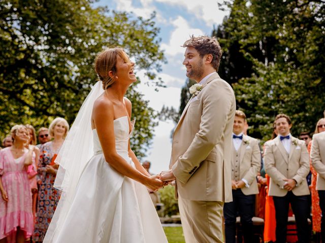 Robin and Amber&apos;s Wedding in Lostwithiel, Cornwall 32
