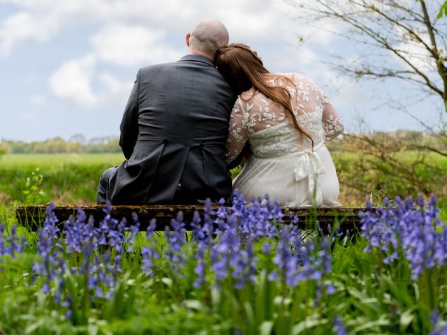 Daniel and Hannah's Wedding in Godmanchester, Cambridgeshire 15
