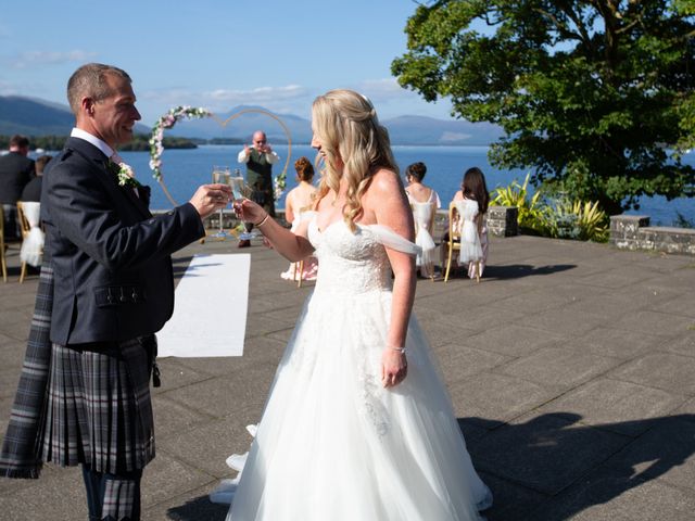 Kirsty and Robin's Wedding in Loch Lomond, Central &amp; Glasgow 16