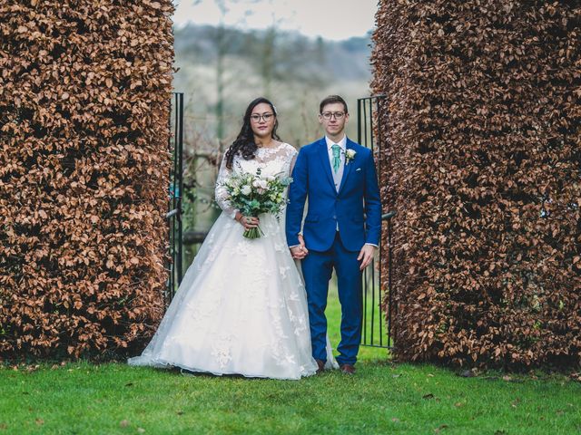 Adam and Samantha's Wedding in Henley On Thames, Oxfordshire 31