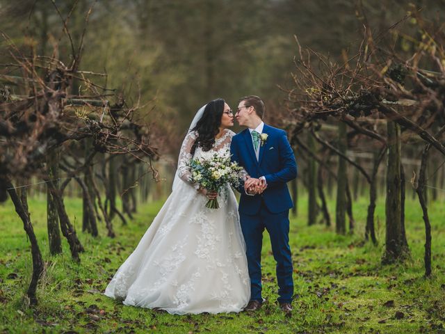 Adam and Samantha's Wedding in Henley On Thames, Oxfordshire 33