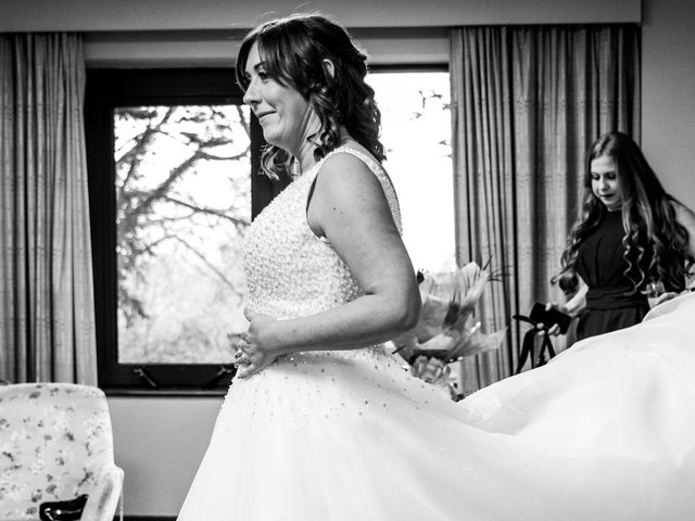 Mark and Sarah&apos;s Wedding in Willerby, East Riding of Yorkshire 3