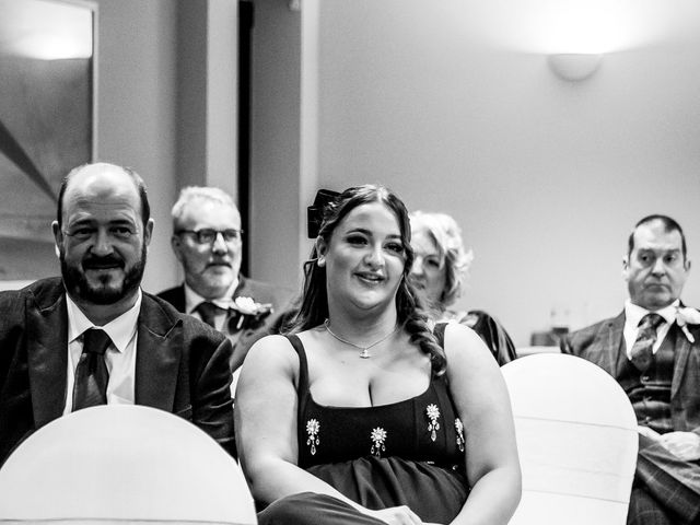Mark and Sarah&apos;s Wedding in Willerby, East Riding of Yorkshire 18