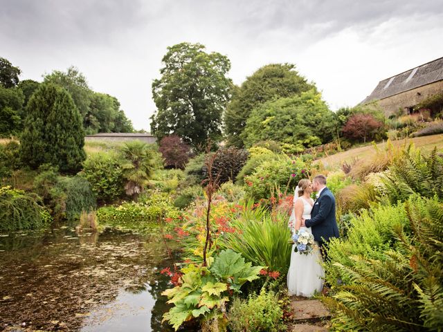 Jamie and Jenny's Wedding in Cheltenham, Gloucestershire 19
