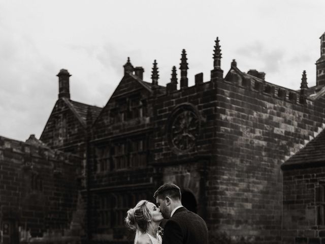 Mark and Sarah&apos;s Wedding in East Riddlesden Hall, West Yorkshire 187