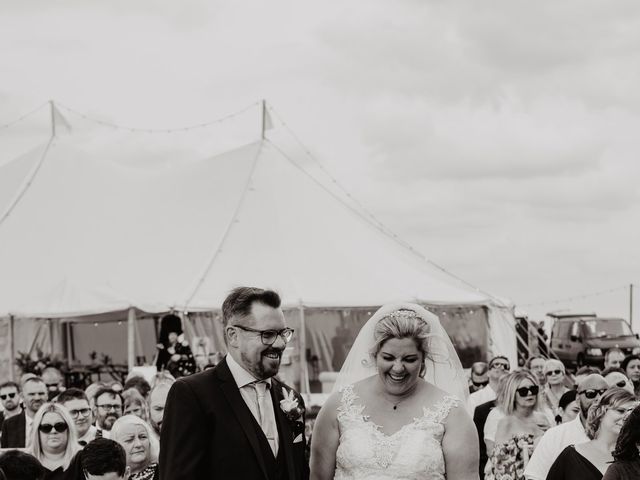 Andy and Sarah&apos;s Wedding in Kimbolton, Cambridgeshire 15