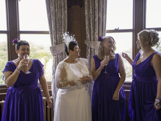 David and Susan&apos;s Wedding in Saltburn-by-the-Sea, North Yorkshire 20