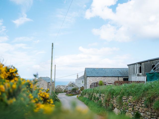 Duane and Chrissy&apos;s Wedding in Penzance, Cornwall 3