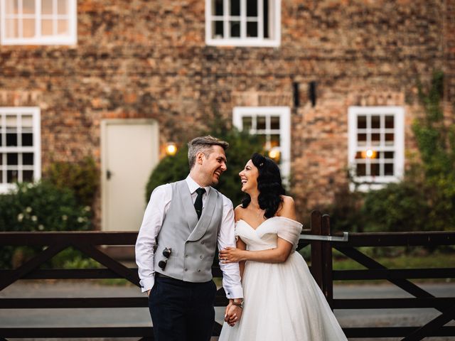 Joe and Laura&apos;s Wedding in Tadcaster, North Yorkshire 1
