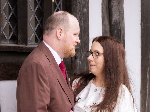 Nick and Kelly's Wedding in Stratford Upon Avon, Warwickshire 11