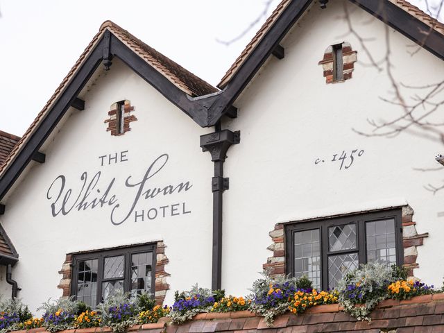 Nick and Kelly's Wedding in Stratford Upon Avon, Warwickshire 19