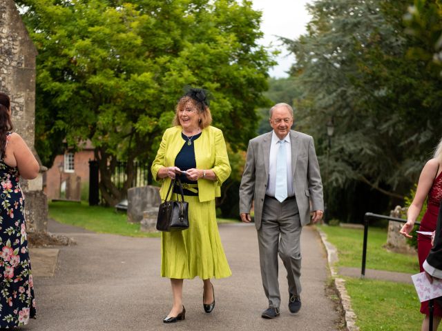 Richard and Liz&apos;s Wedding in Chesham, Buckinghamshire 5