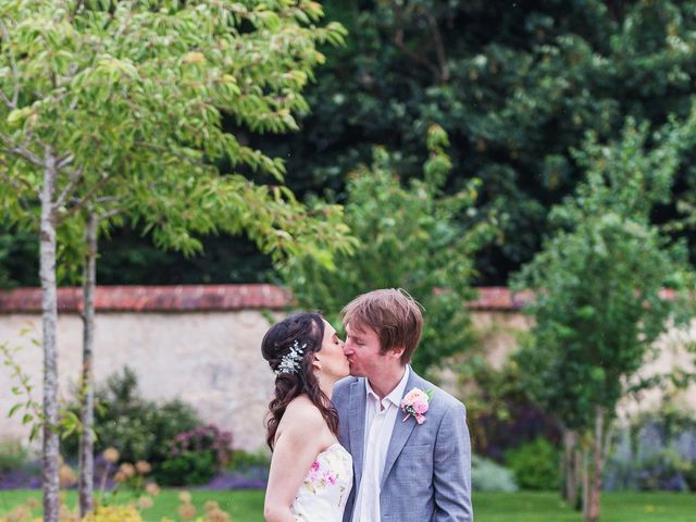 Karsten and Shelly&apos;s Wedding in Salisbury, Wiltshire 3