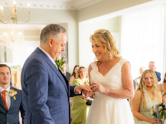 Keith and Karen's Wedding in Lutterworth, Leicestershire 5