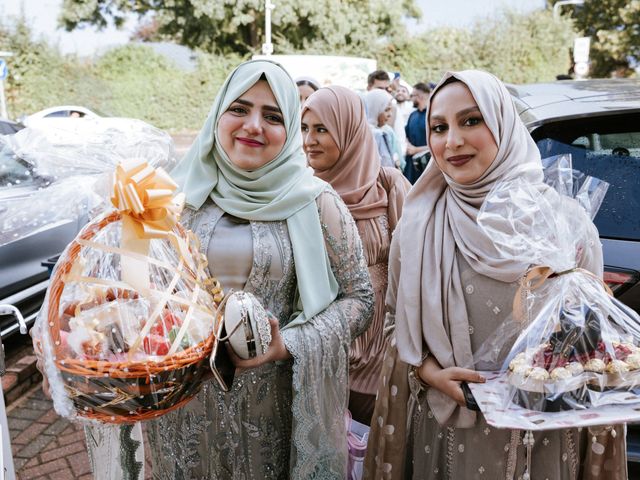 Shahzaib and Zuha&apos;s Wedding in London - East, East London 13