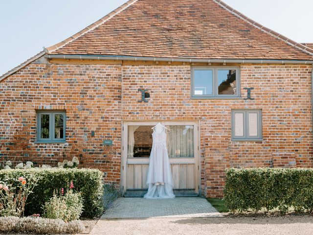 Michael and Maggie&apos;s Wedding in Stokenchurch, Buckinghamshire 10