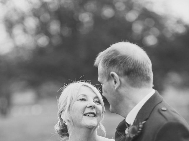 Scott and Elaine&apos;s Wedding in Edinburgh, Lothian &amp; Borders 16