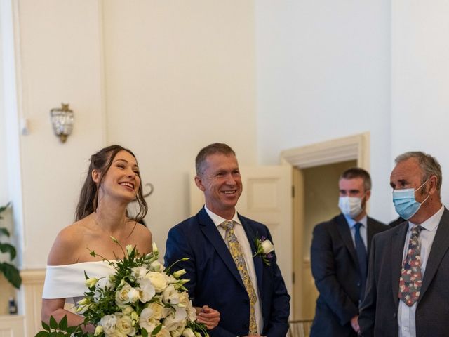 Beth and Tom&apos;s Wedding in Brighton, East Sussex 24