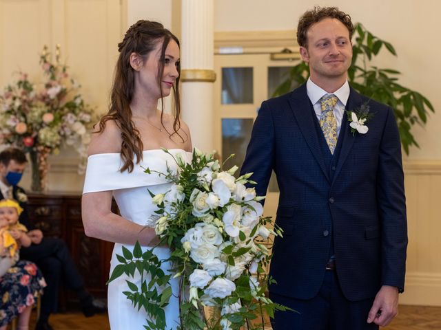 Beth and Tom&apos;s Wedding in Brighton, East Sussex 34