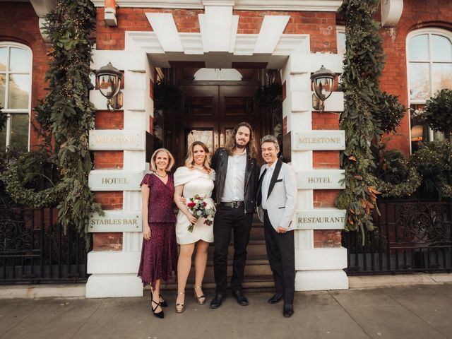 Juan and Evelyne's Wedding in Kensington &amp; Chelsea, West London 40